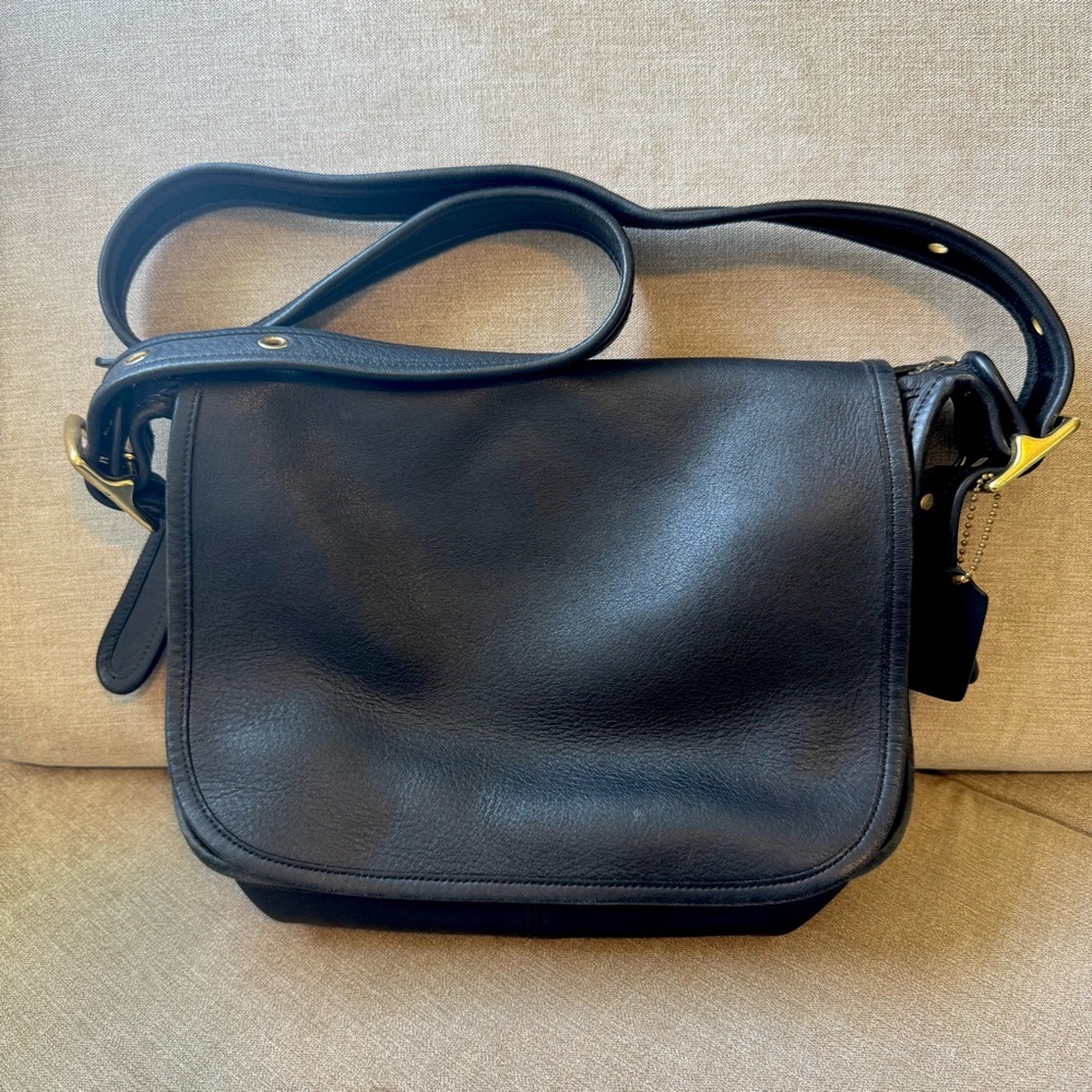 Coach Vintage Patricia's Legacy Crossbody Saddle Flap 9951 Black Leather Purse